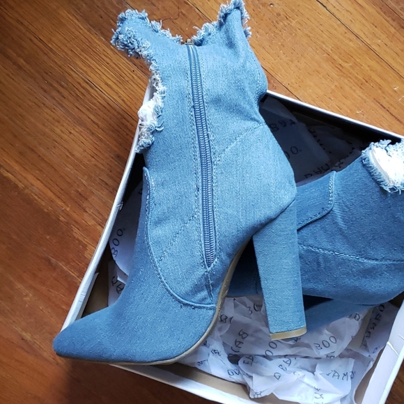 Heeled bootie - Picture 3 of 4